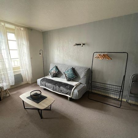 Superbe Appartement Au Bord De La Riviere Ax-les-Thermes Luaran gambar