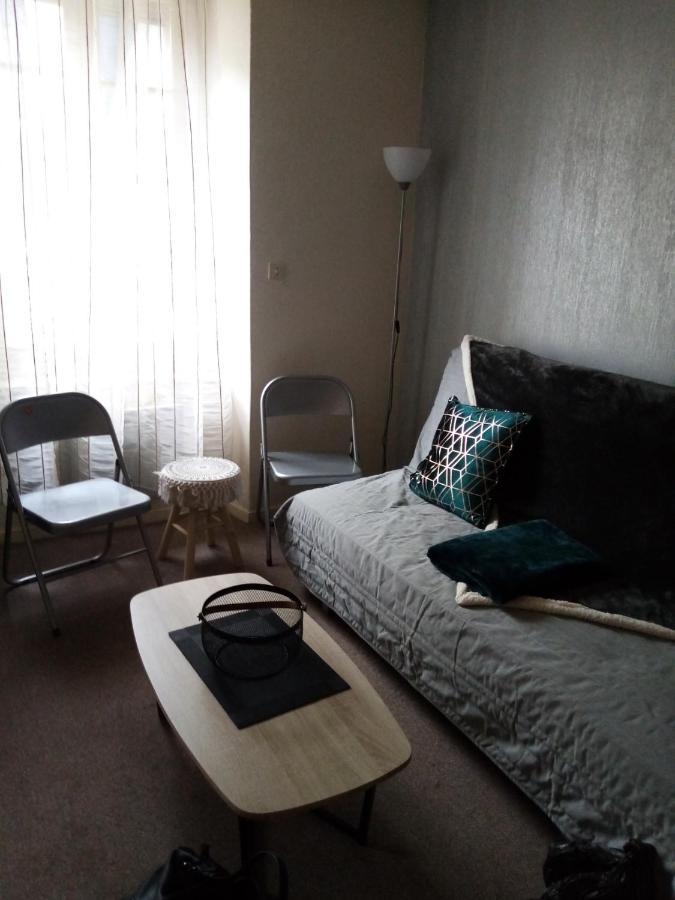 Superbe Appartement Au Bord De La Riviere Ax-les-Thermes Luaran gambar